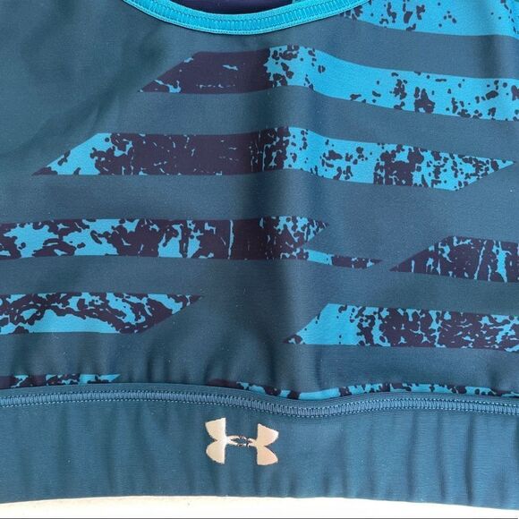 Under Armour Reversible Sports Bra Size Medium - Picture 8 of 12